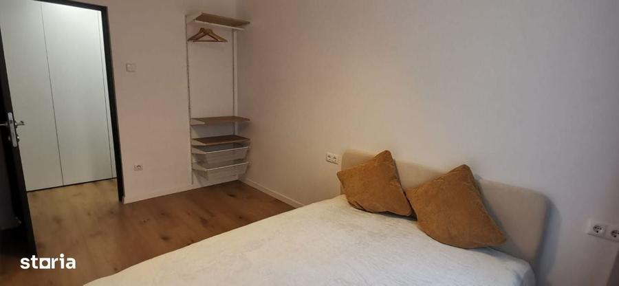 Apartament cu 3 camere în Gruia