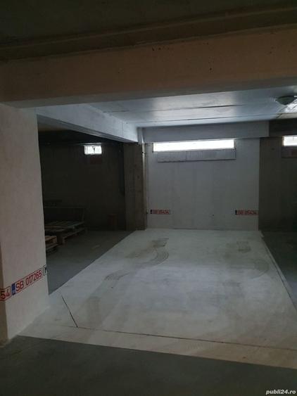 Apartament cu 5 camere decomandat în Calea Dumbrăvii