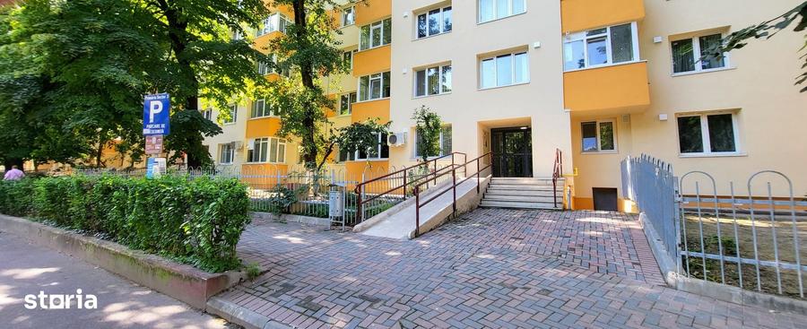 Apartament cu 3 camere decomandat în Sălăjan