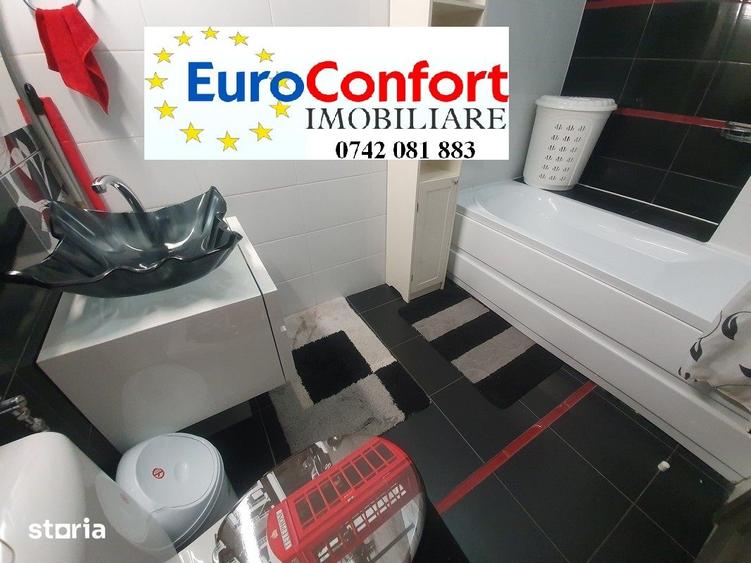 Apartament cu 3 camere în Aurel Vlaicu