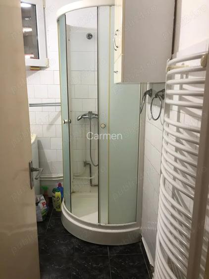Apartament cu 3 camere în Ineu