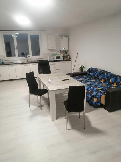 Casă cu 4 camere în Vladimirescu