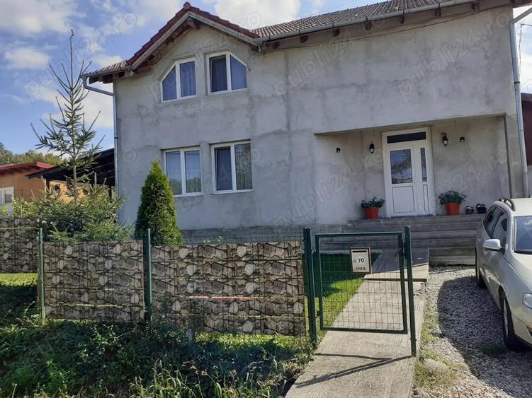 Casă cu 5 camere cu Teren 600 Mp în Băile Felix