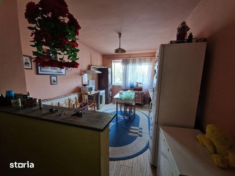 Garsonieră în Șandra
