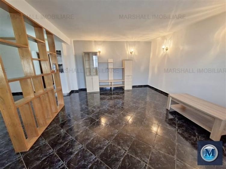 Apartament cu 3 camere decomandat, mobilat în Cioceanu