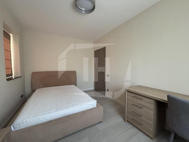 Apartament cu 2 camere decomandat, mobilat în Între Lacuri