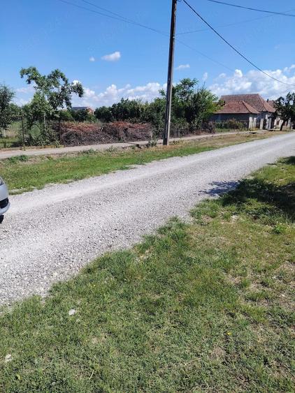 Teren de 1340 mp, în Ianoșda