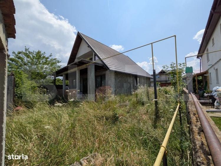 Casă cu 4 camere în Central