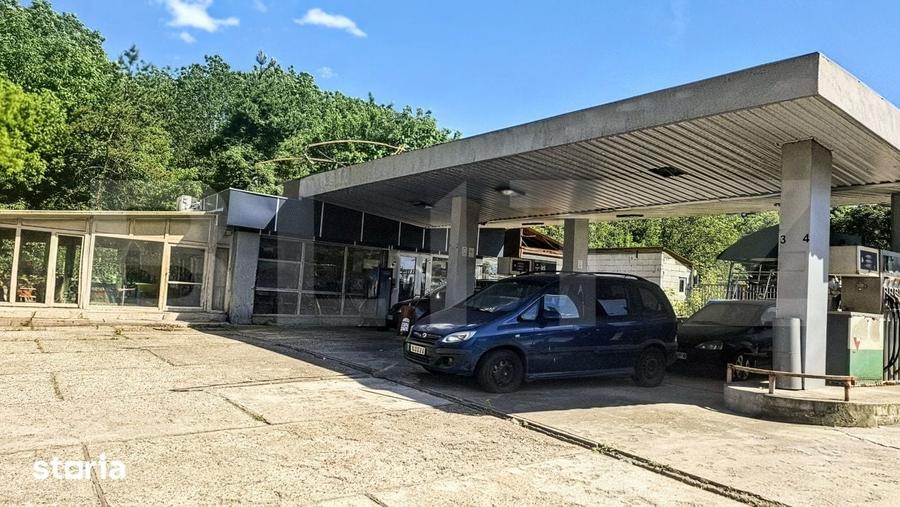 Statie de distributie carburanti, complet echipata, zona cu vad auto - 8