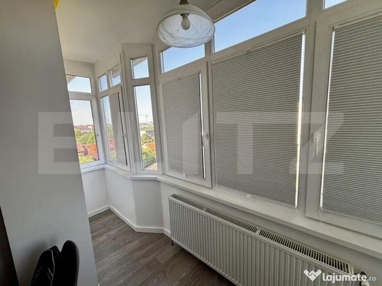 Apartament cu 4 camere decomandat în Central