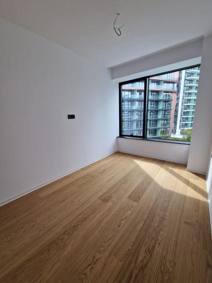 Apartament cu 3 camere decomandat, mobilat în Barbu Văcărescu
