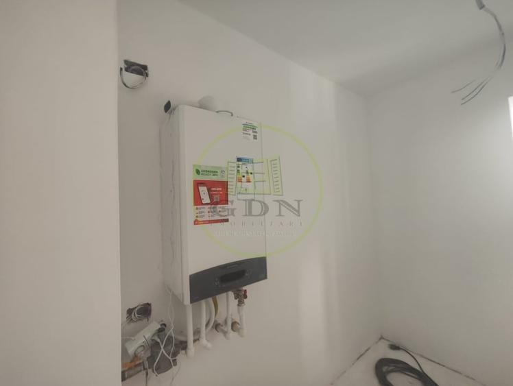 Casă individuală cu 4 camere cu Canalizare în Podari