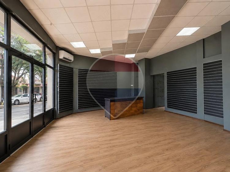 Spațiu comercial, de 137 mp, în Faleza Nord