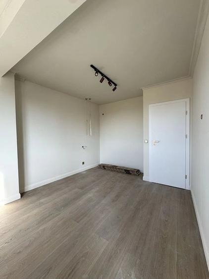 BRASADAS vinde ap 2 cam Central Loc de Parcare Bloc nou - 2