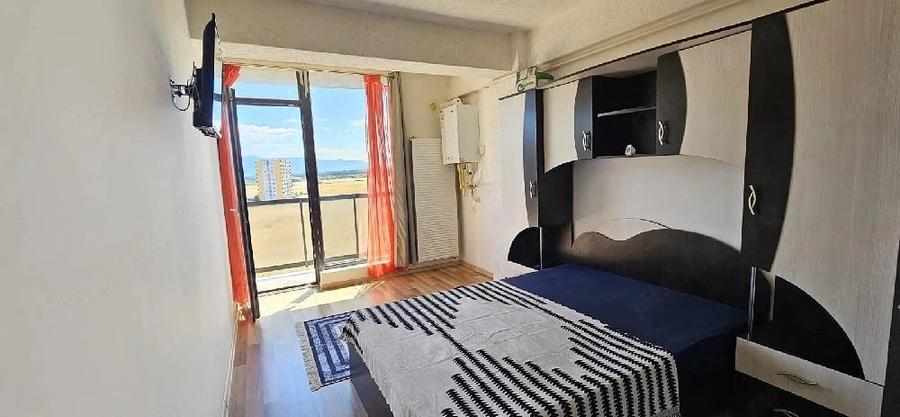 Apartament cu 2 camere decomandat în Exterior Sud