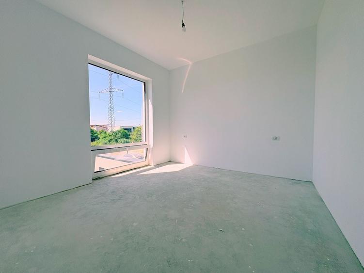 Duplex cu 5 camere cu Canalizare în Dumbrăvița