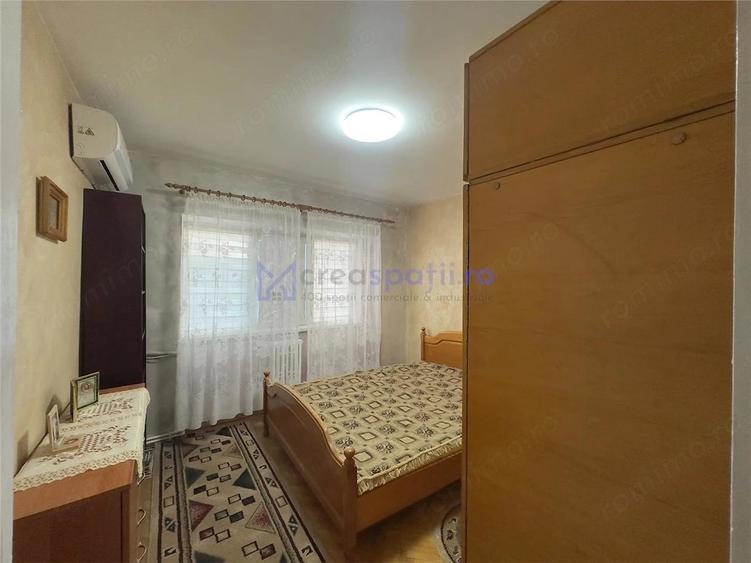 Apartament cu 3 camere în Filiași