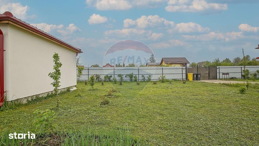 Casă cu 2 camere cu Teren 380 Mp în Hărman