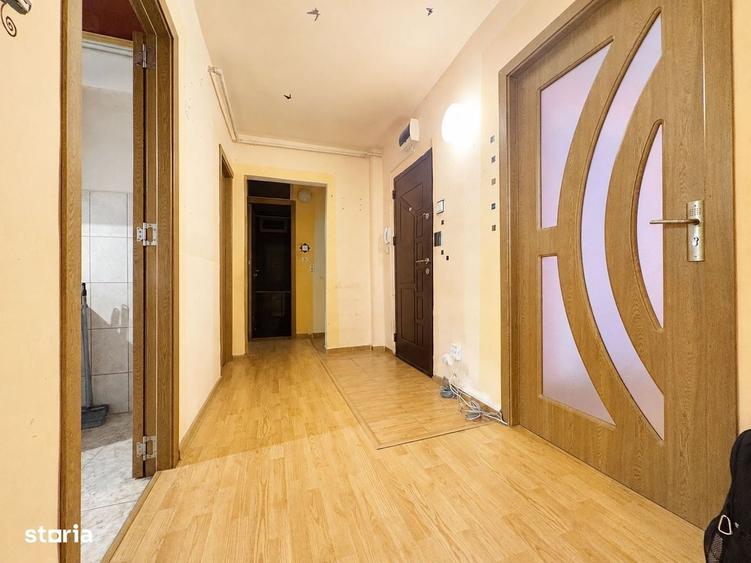 Apartament cu 3 camere decomandat în Central