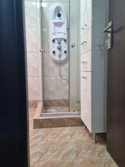 Apartament cu 2 camere decomandat în Cuza Vodă