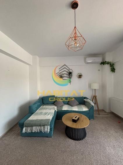 Apartament cu 2 camere decomandat, mobilat în Central