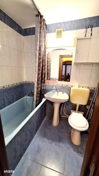 Apartament cu 2 camere decomandat în Titan