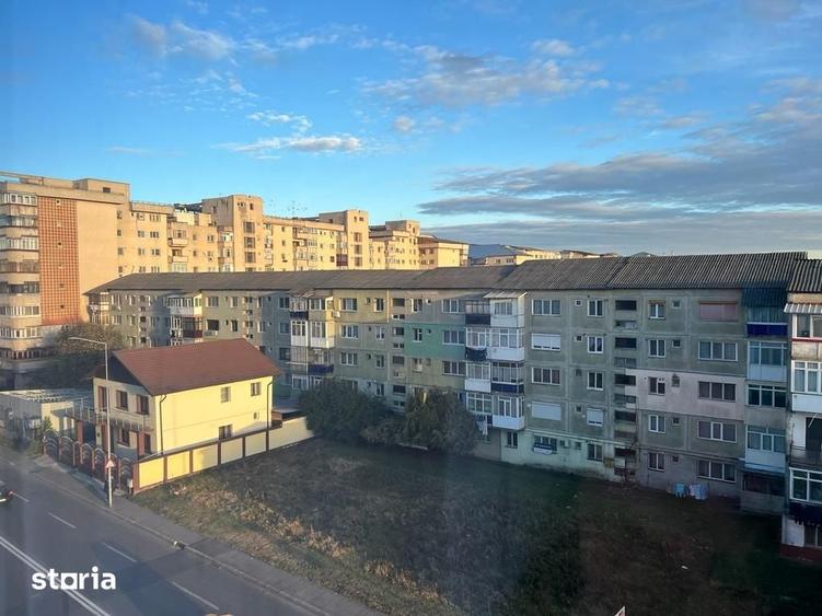 Apartament cu 2 camere decomandat în Micro 9