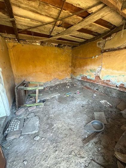 Casă individuală cu 2 camere cu Canalizare în Pâclișa