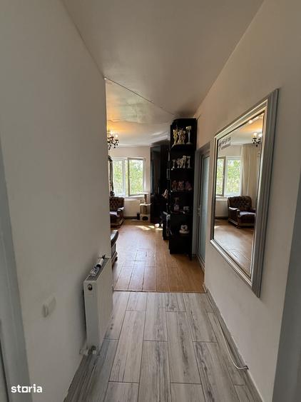 Apartament cu 3 camere în Rahova