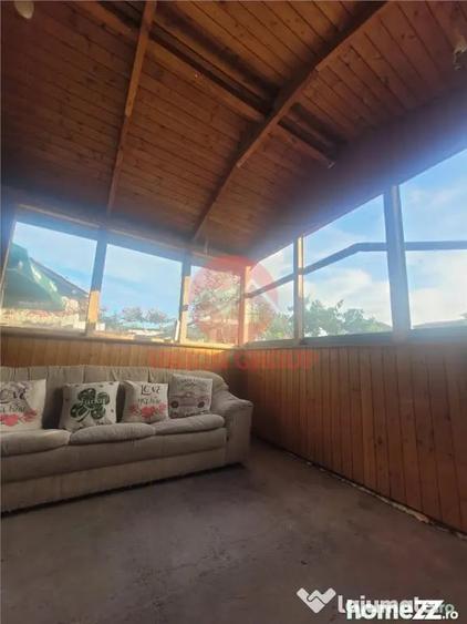 Casă cu 4 camere cu Teren 600 Mp în Lazu