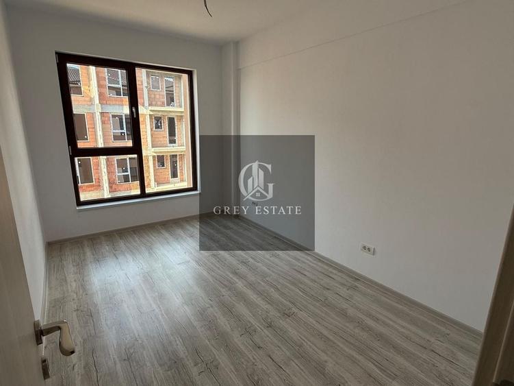 Apartament cu 3 camere decomandat în Giroc