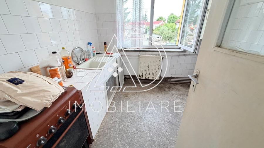 Apartament cu 3 camere decomandat în Unirii