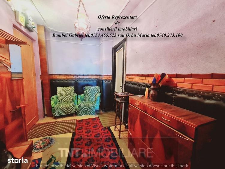 Apartament cu 2 camere decomandat în Podu Roș