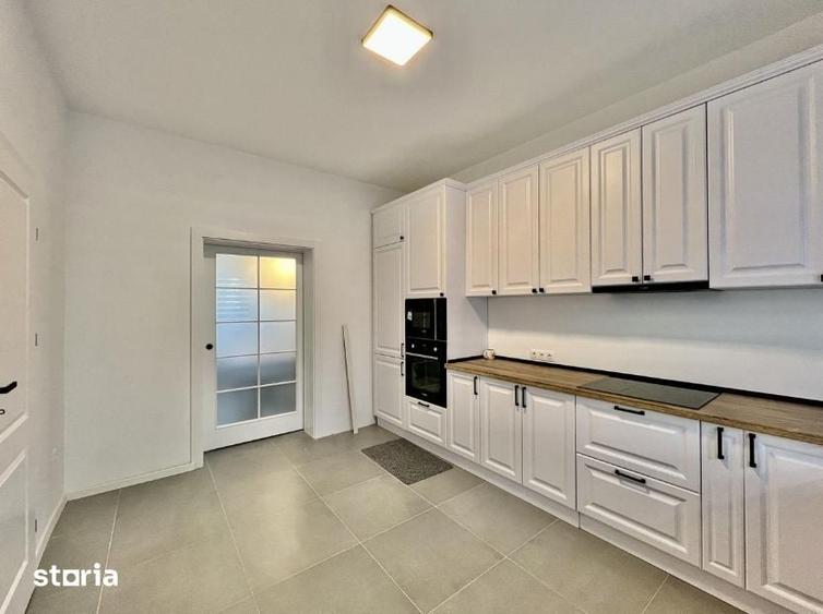 Casă cu 3 camere cu Teren 350 Mp în Central