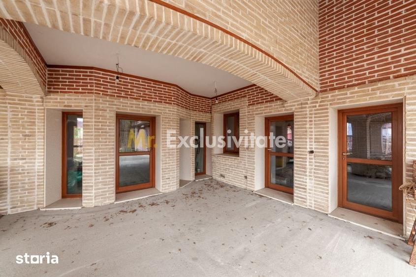 Casă cu 8 camere cu Teren 1229 Mp în Ștefănești