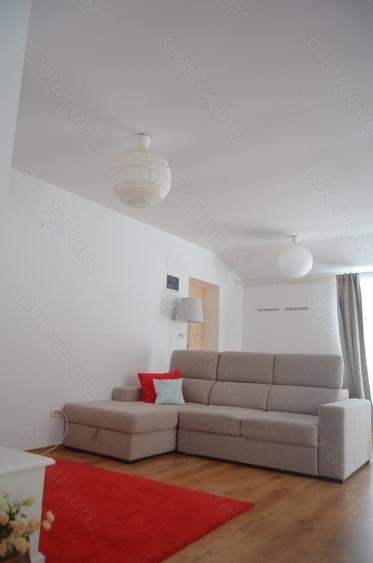 Apartament cu 3 camere decomandat în Bușteni