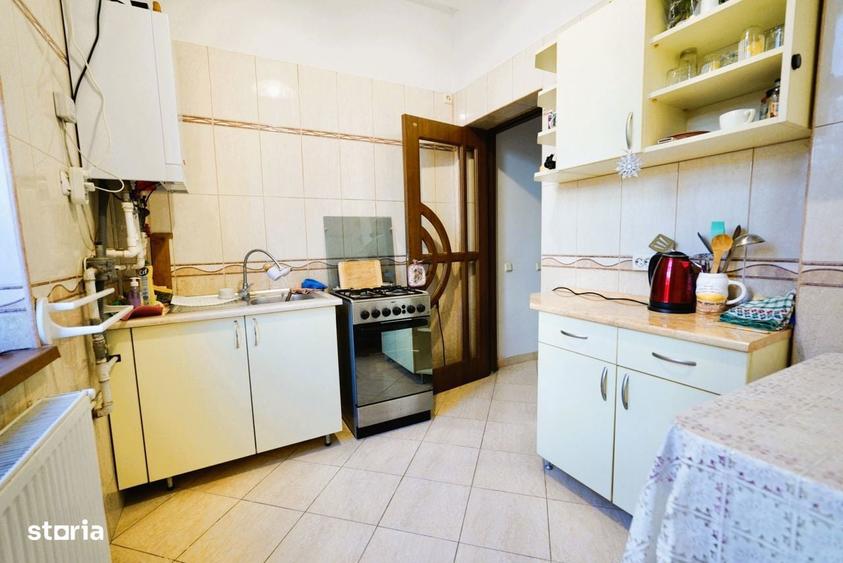 Apartament cu 3 camere în Aviatorilor