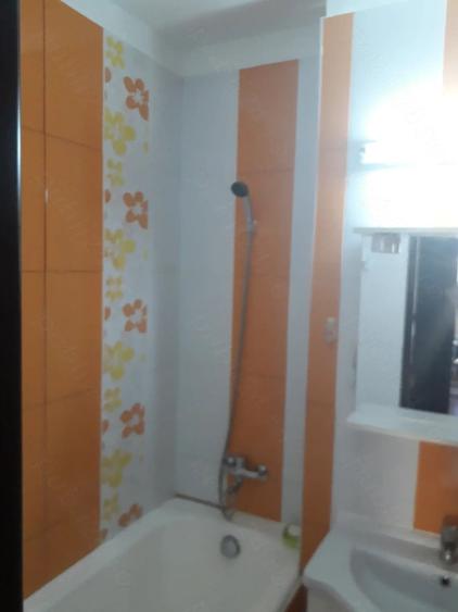 Apartament cu 2 camere decomandat în Gheorghe Lazăr