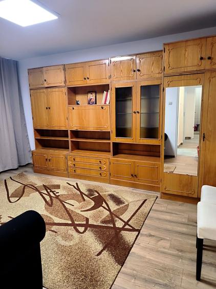 Apartament cu 2 camere decomandat în Florești