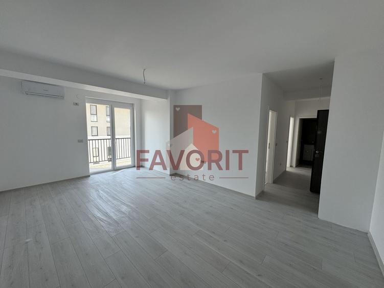 Apartament cu 3 camere decomandat în Aradului