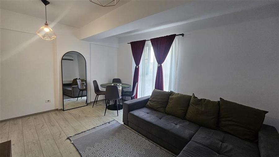 Apartament cu 2 camere decomandat, mobilat în Berceni