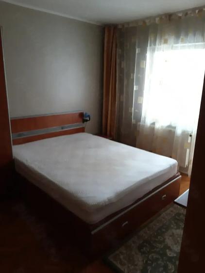 Apartament cu 2 camere decomandat în Berceni
