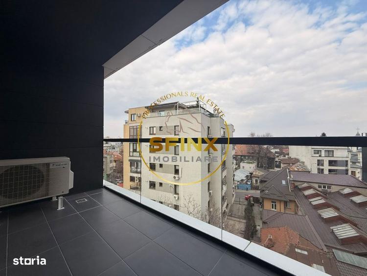 Apartament cu 3 camere semidecomandat, mobilat în Calea Călărașilor
