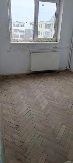 Apartament cu 2 camere nedecomandat în Central