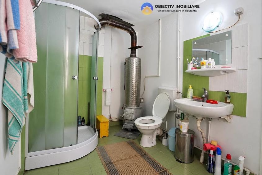 Casă cu 5 camere cu Teren 1477 Mp în Schitu Tarcău