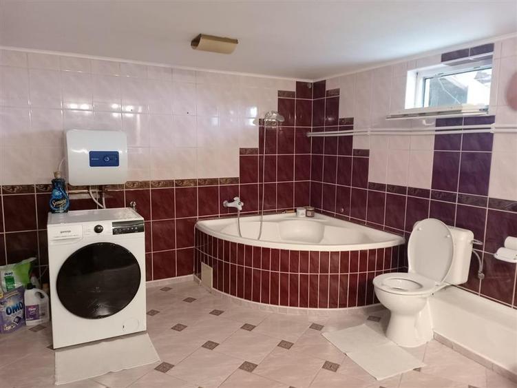 Casă individuală cu 5 camere cu Canalizare în Ițcani