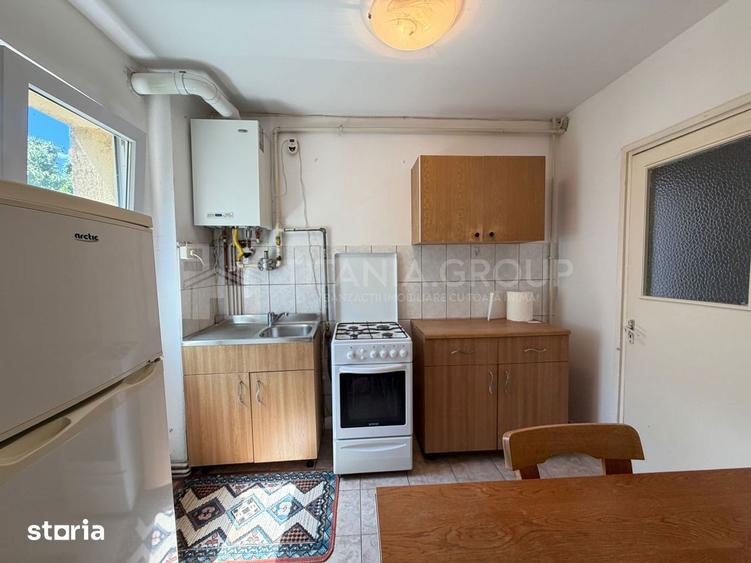 Apartament cu 3 camere semidecomandat în Astra