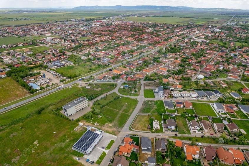Teren Construcții intravilan de 721 mp, în Vladimirescu