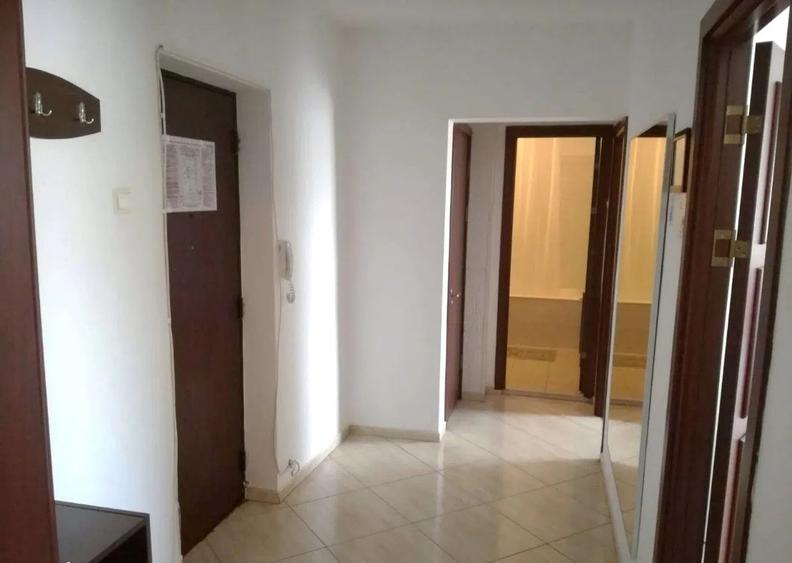 Nerva Traian-Strada Emil Bota-apartament 3 camere - 1