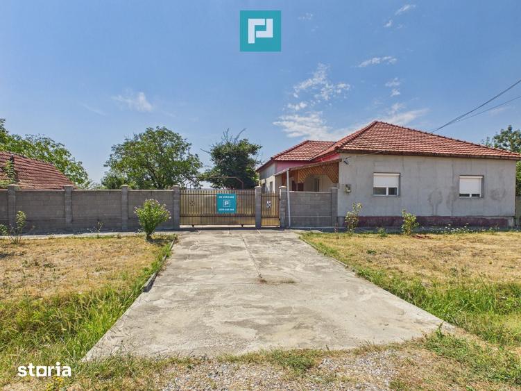Casă cu 4 camere cu Teren 630 Mp în Central